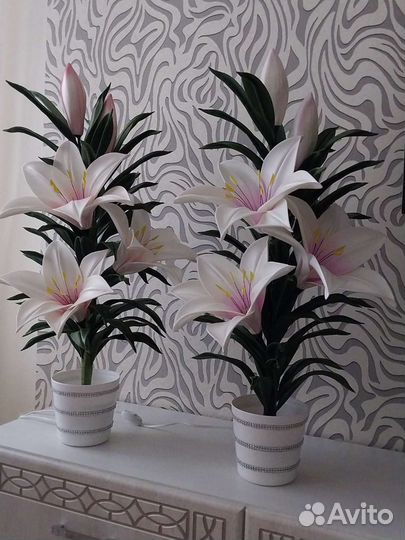 Светильник Лилия