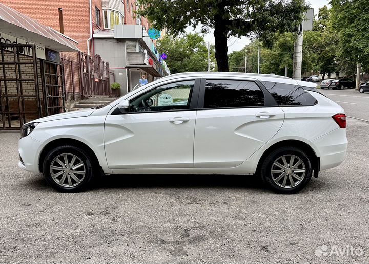 LADA Vesta 1.6 МТ, 2022, 22 000 км