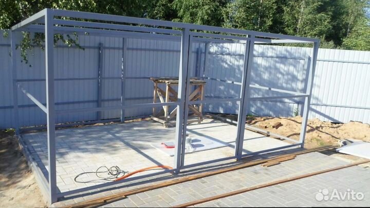 Хозблок из металлопрофиля и профлиста