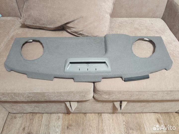 Акустическая полка на priora седан