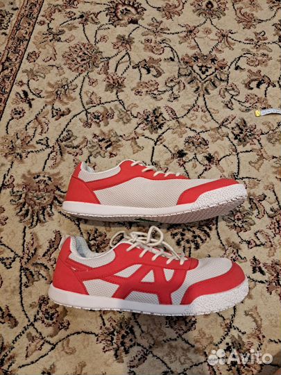 Кроссовки женские босоногие 41