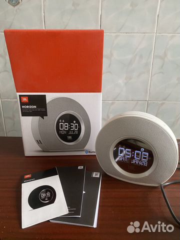 Часы с радио JBL Horizon