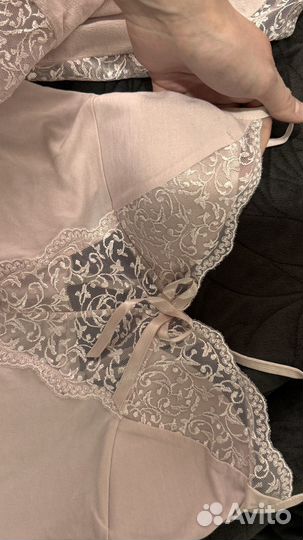 Халат и сорочка и белье