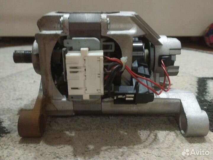 Мотор на стиральную машину Haier