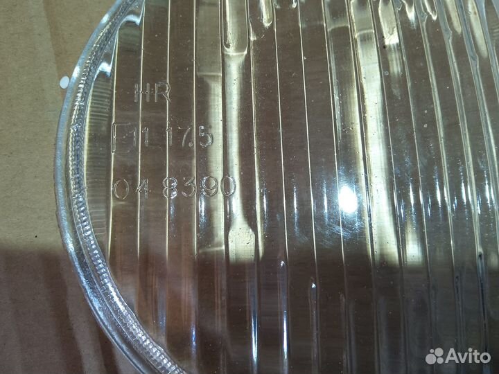 Стекла фар BMW E30, E34, E32 рифлённые