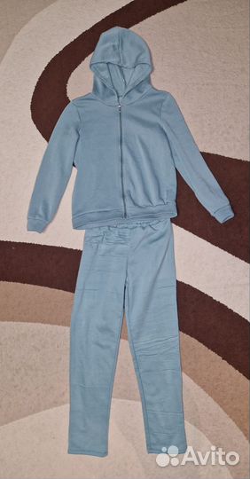 Спортивный костюм на флисе женский