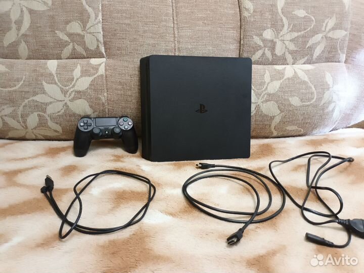 Sony PS4 slim 1tb