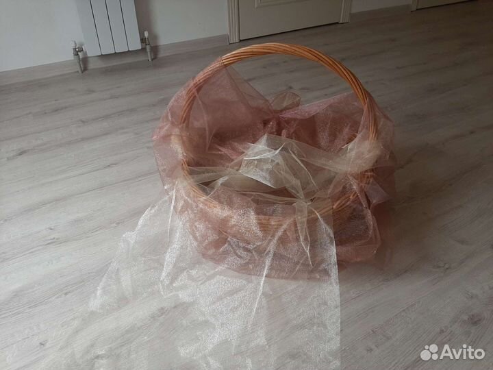 Корзинка плетенная для свадьбы