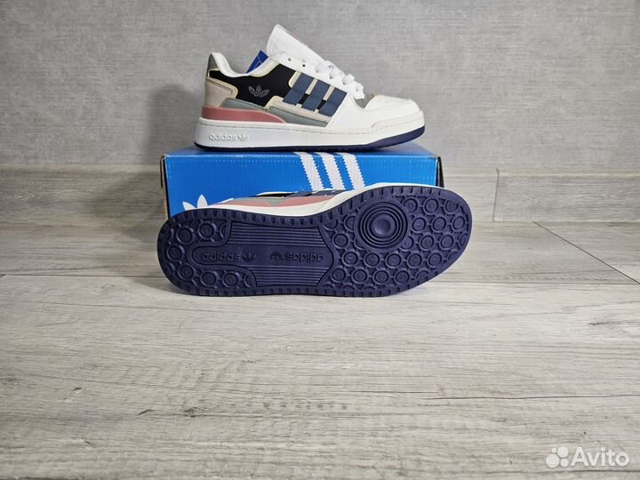 Кроссовки Adidas originals forum low