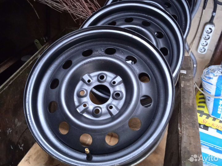 Диски колесные largus