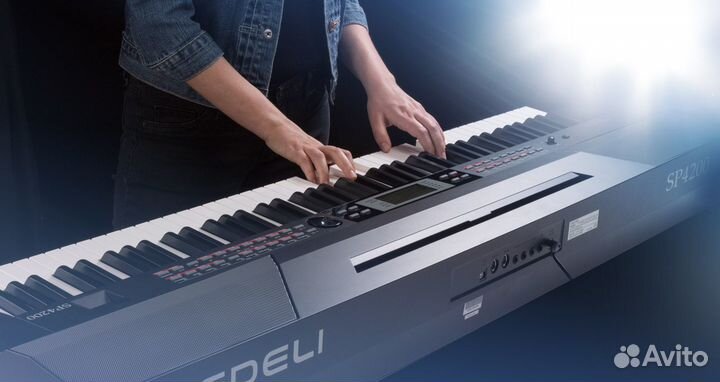 Цифровое пианино + Банкетка + Наушники