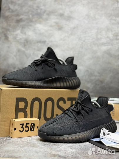 Кроссовки Adidas Yeezy Boost 350 (41)
