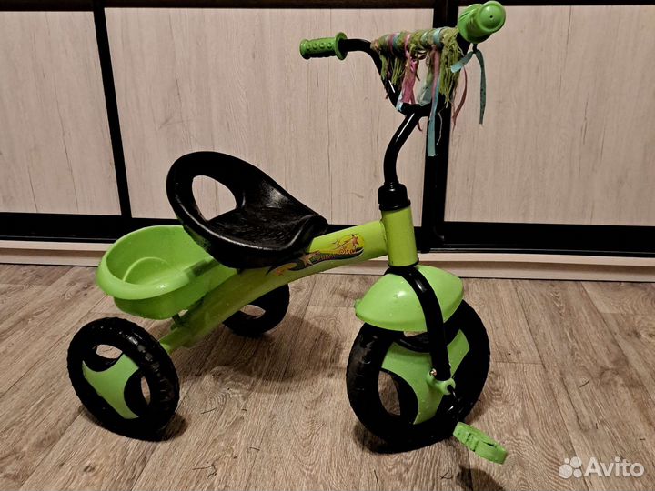 Детский трехколесный велосипед