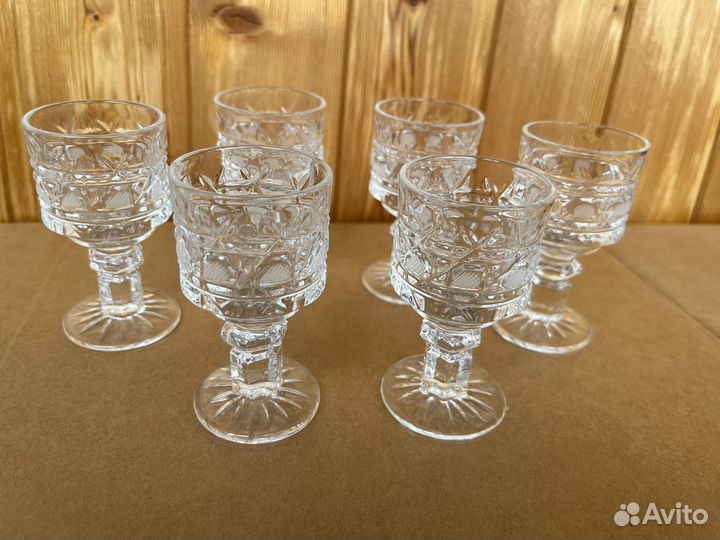 Набор хрустальных рюмок СССР