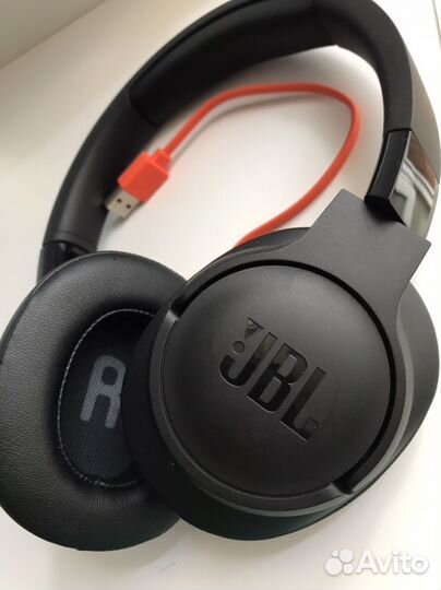 Беспроводные наушники jbl tune 750btnc