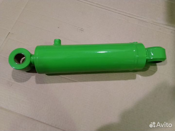 47921 Цилиндр опрокидывания ковша Avant