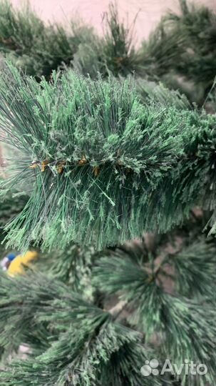 Елка искусственная 210