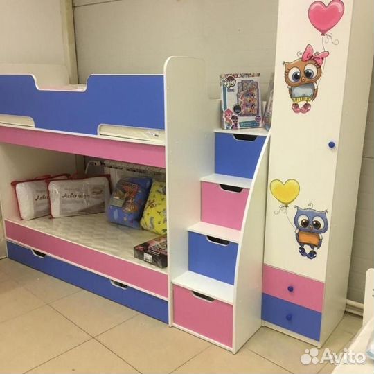 Двухъярусная кровать для детей