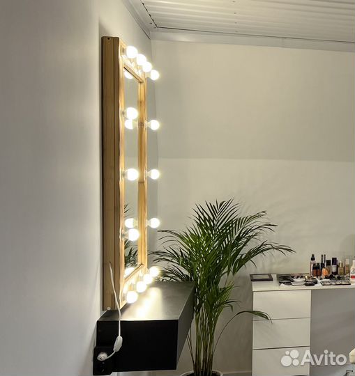 Гримерное зеркало с лампочками бу