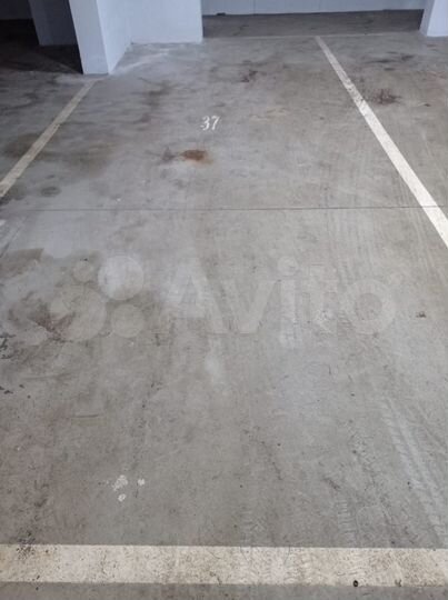 Машиноместо, 20 м²