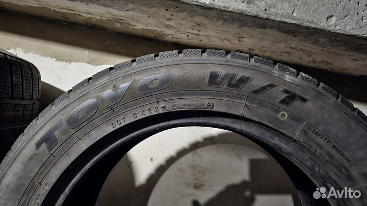 Toyo Open Country W/T 215/60 R17 96V