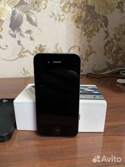 iPhone 4, 32 ГБ