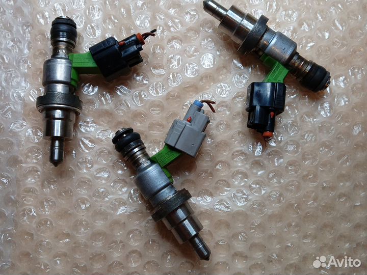 Форсунка Toyota Caldina 2325028070