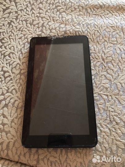 Планшет supra