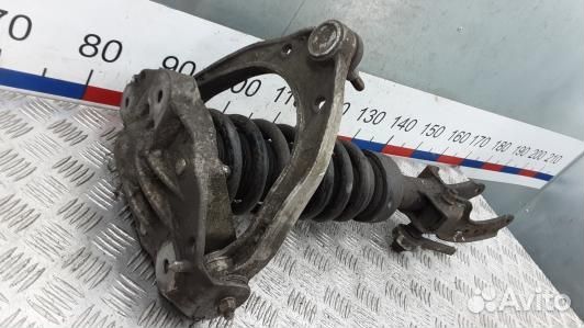 Стойка передняя правая volkswagen touareg 7L (7NT1