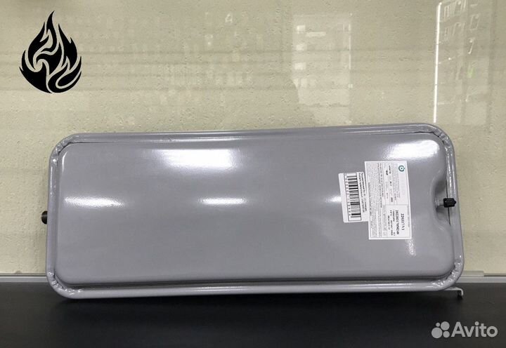 Расширительный бак 6л. 3/8 Immergas прямоугольный