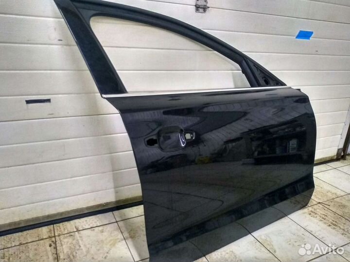 Передняя дверь Audi A8D4