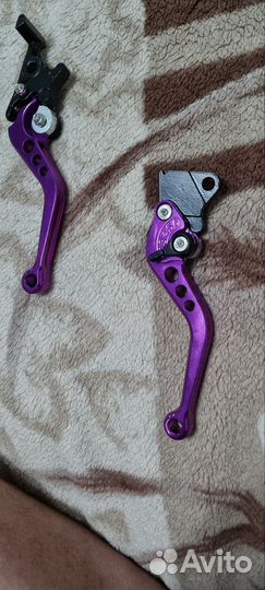 Рычаги сцепления и тормоза на мотоцикл