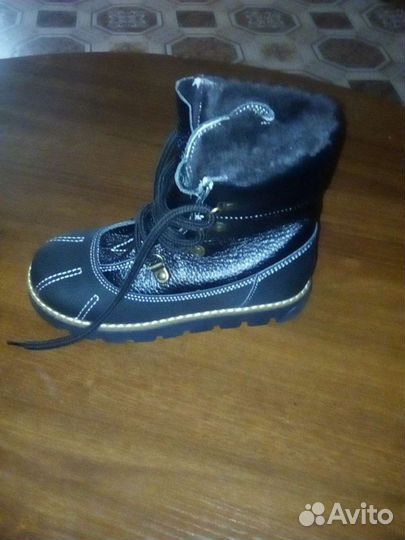 Ботинки новые, зима 29 размера
