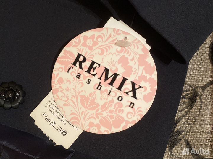 Школьная форма. Пиджак для девочки 7-9 лет