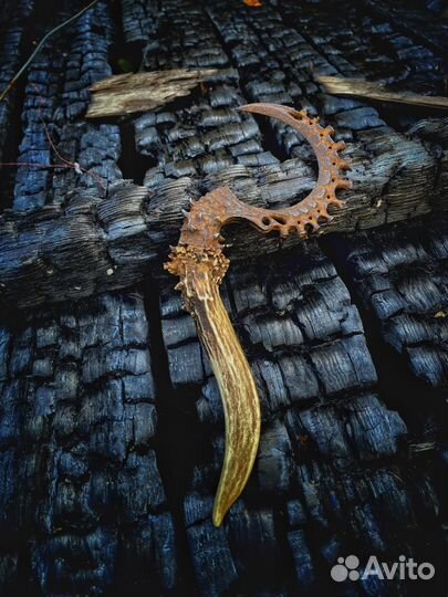 Ритуально-декоративный серп