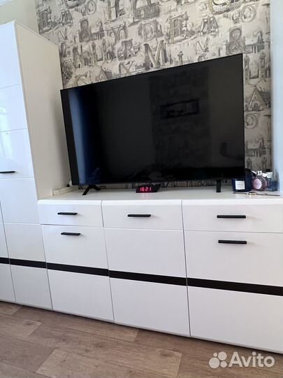 Стенка в гостиную