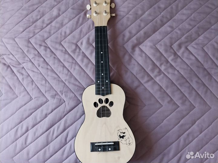 Укулеле Terris