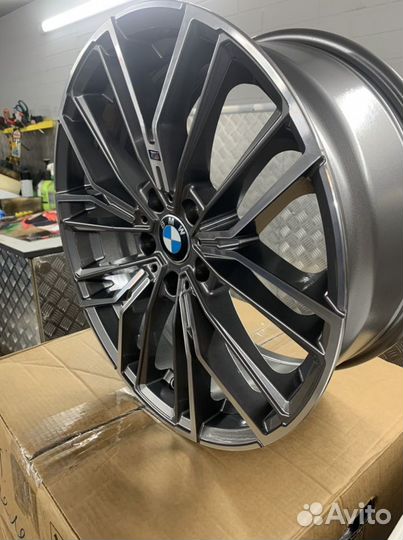 Диски R18 BMW G30 одноширокие
