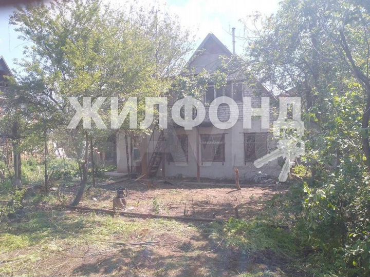 Дом 54 м² на участке 6 сот.