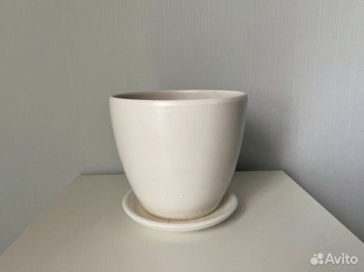 Два горшка керамических