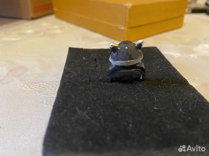 Серебренное кольцо 925 пр