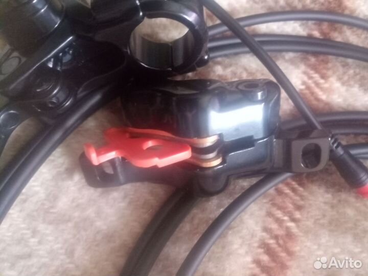 Тормоза гидравлические 4-поршневые для эл.самоката