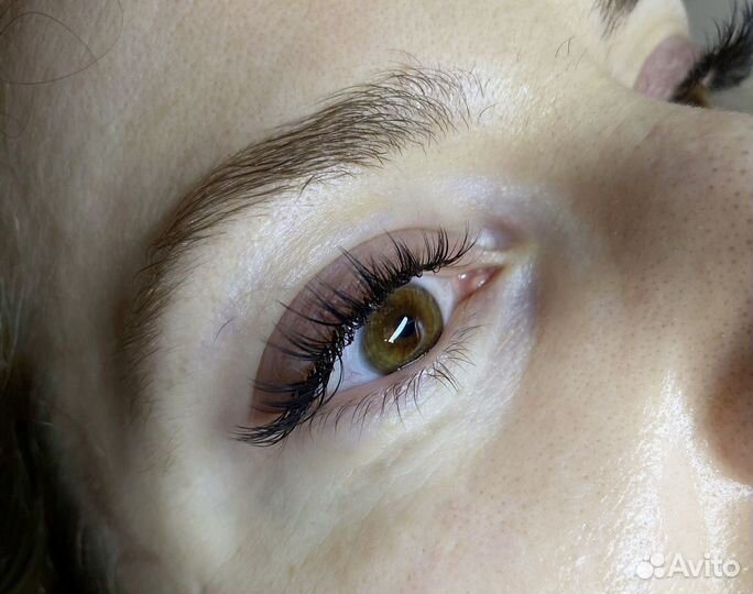 Модель на наращивание ресниц мокрый эффект