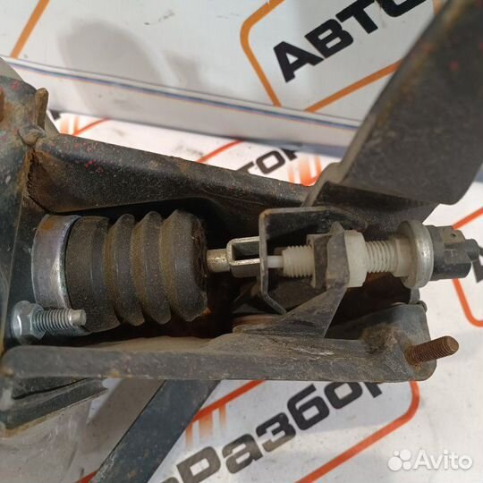 Вакуумный усилитель тормозов Лада Priora