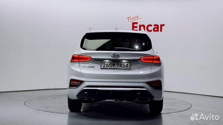 Hyundai Santa Fe 2.0 AT, 2019, 50 735 км