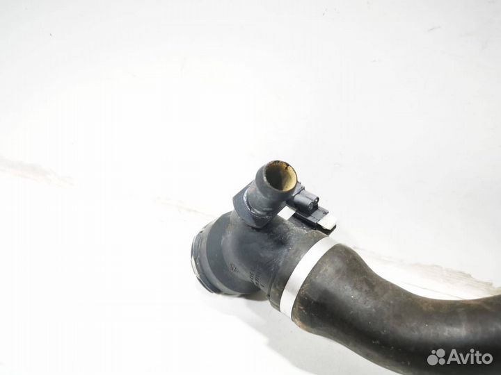 Патрубок охлаждения Jaguar F-Pace 2020 HK838286FD