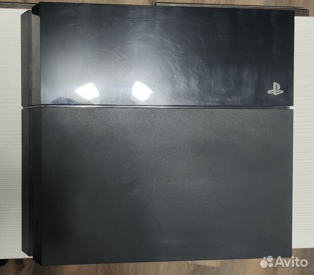 Sony PS4, 50+ игр, 2 геймпада