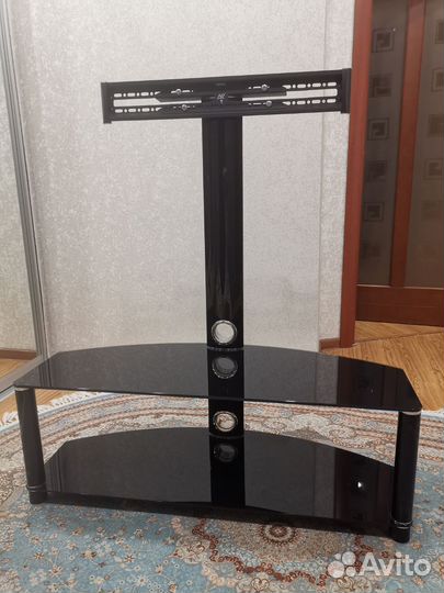 Стеклянная тумба под тв