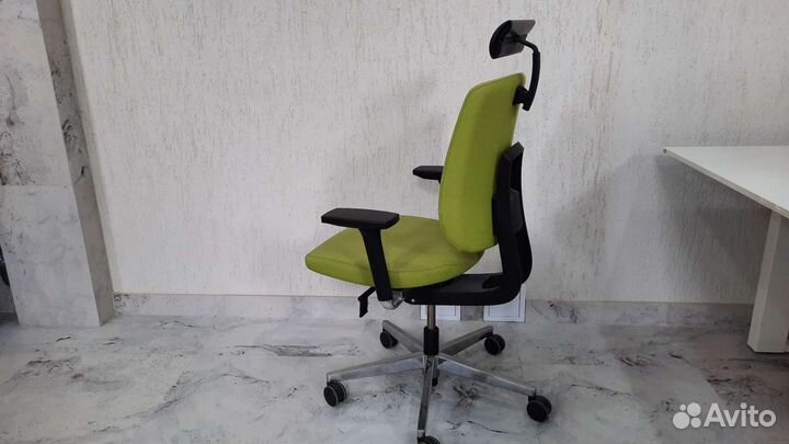 Компьютерное кресло с подголовником Sedus Германия