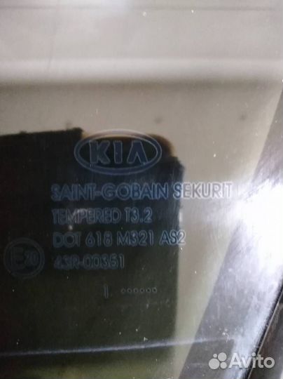 Стекло двери задней левой форточка Kia Sportage 3